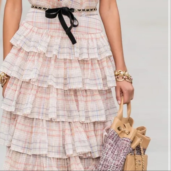 RARE Chanel 2020 Cruise CC chain pearl bracelet - Picture 4 of 7